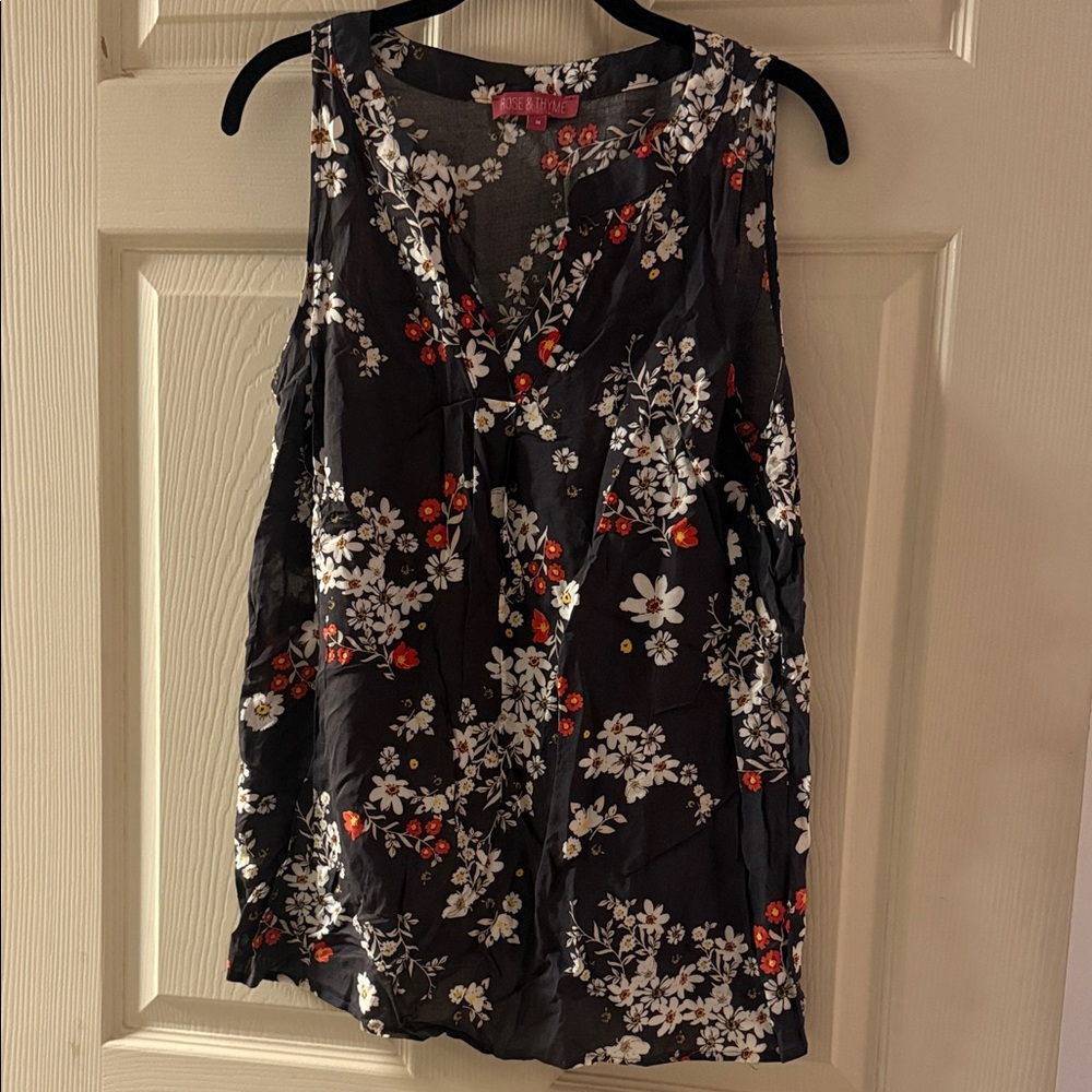 Floral V-Neck Tank Top - Black and White